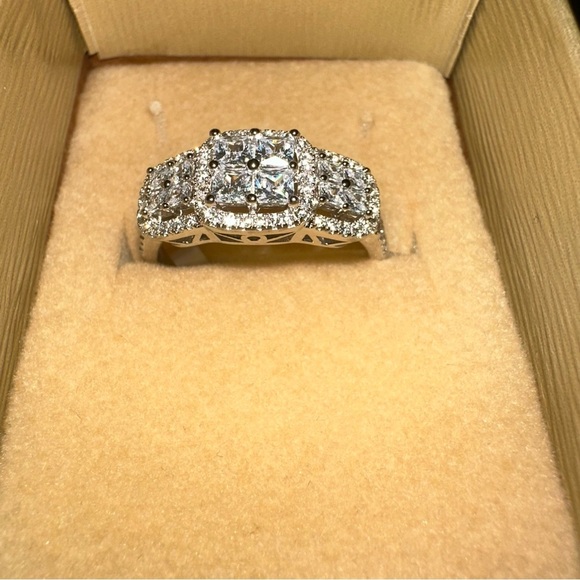 Lab triple stone Diamond Ring wedding band look size 11 sterling silver - Picture 1 of 2